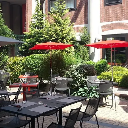 Hotel Ibis Centre Gares 3*