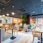 Ibis Centre Gares 릴