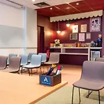 イビス ソントル ガール 3* リール