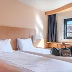 イビス ソントル ガール 3* リール