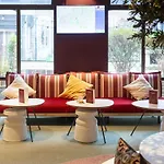 Ibis Centre Gares 호텔 릴