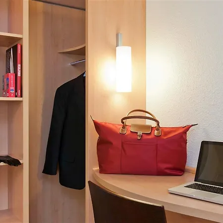 Ibis Centre Gares Отель