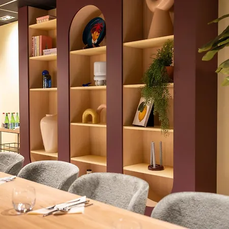 Отель Ibis Centre Gares 3*