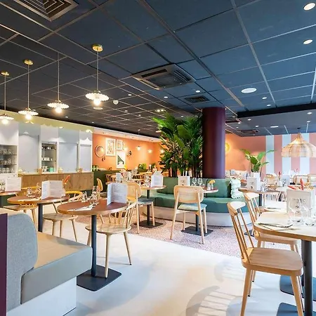 Ibis Centre Gares Отель 3*