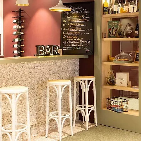 Ibis Centre Gares Отель 3*