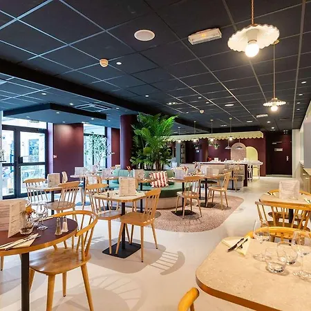 Отель Ibis Centre Gares Лилль