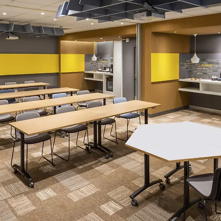 Ibis Centre Gares 3*