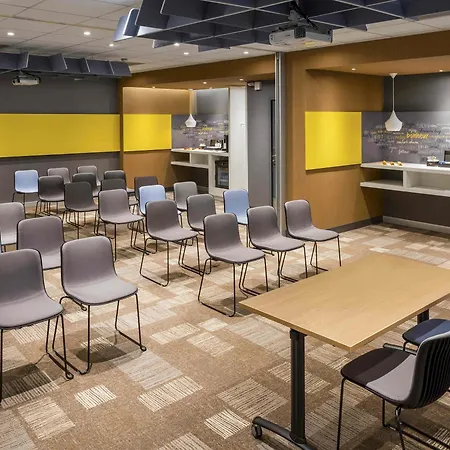 Ibis Centre Gares 3*