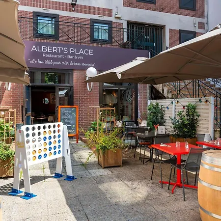 Ibis Centre Gares Hotel 3*