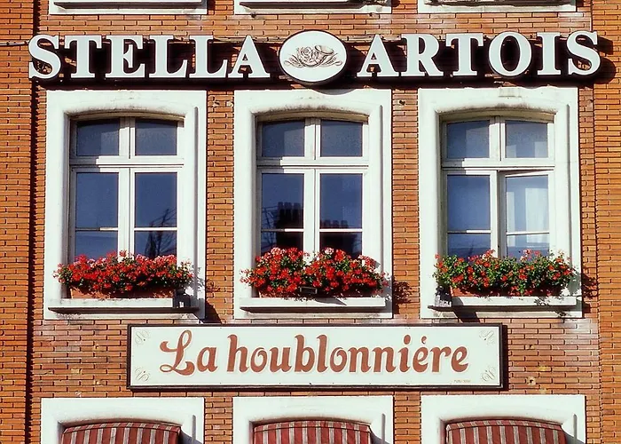 Ibis Centre Gares Лилль