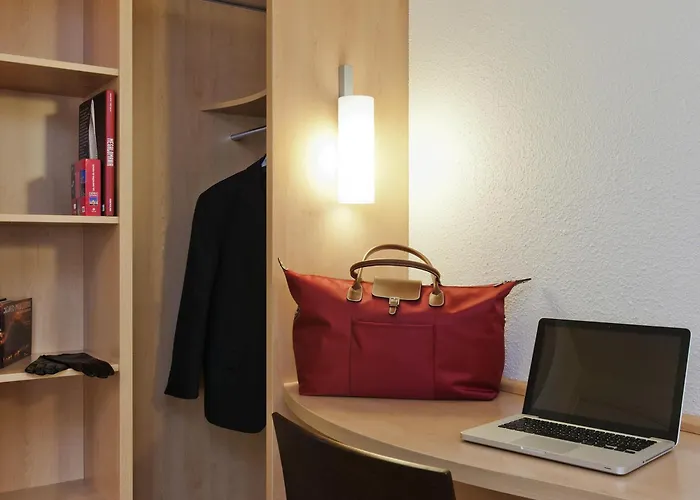 Ibis Centre Gares Hotel