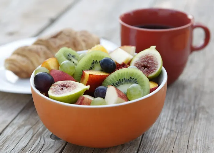 מלון Ibis Centre Gares 3*