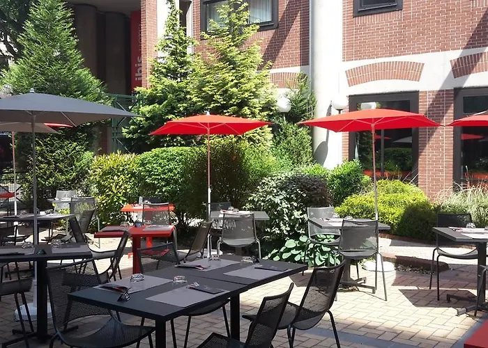 Hotel Ibis Centre Gares 3*