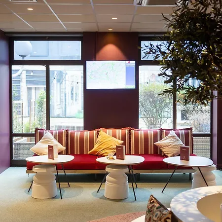 Ibis Centre Gares Hotel Lila