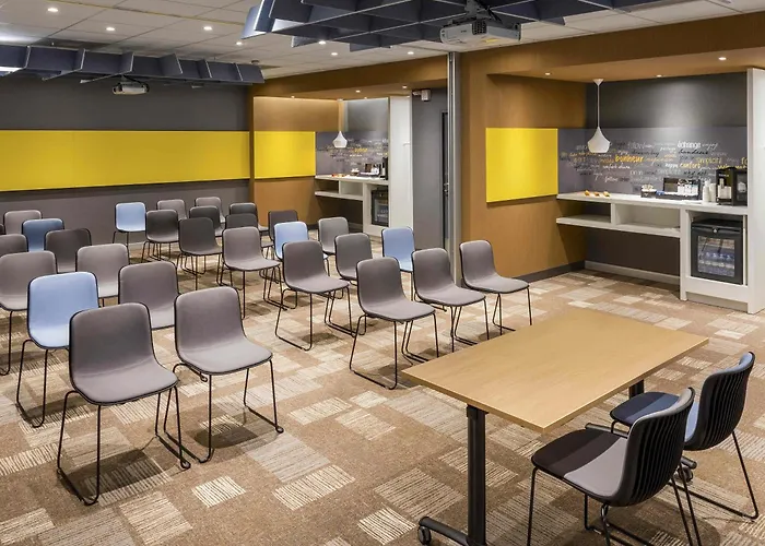 Ibis Centre Gares 3*